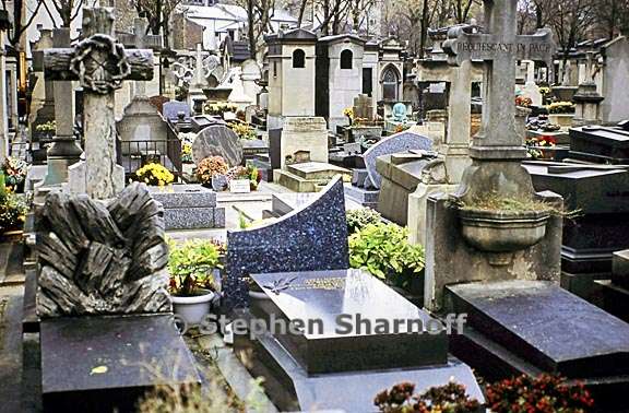 paris cemetery graphic 34