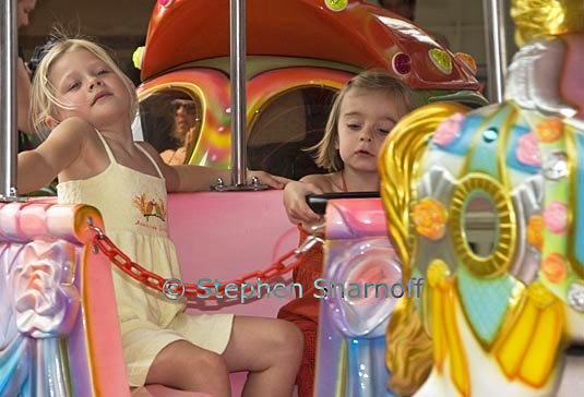 merry go round 1 grapic