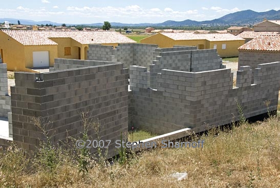 oraison houses graphic