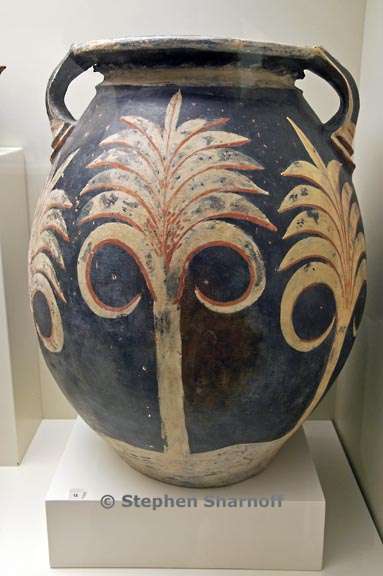 archeology museum 2 graphic