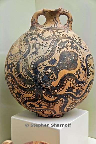 archeology museum 4 graphic