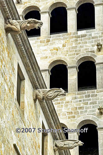 gargoyles cathedral graphic