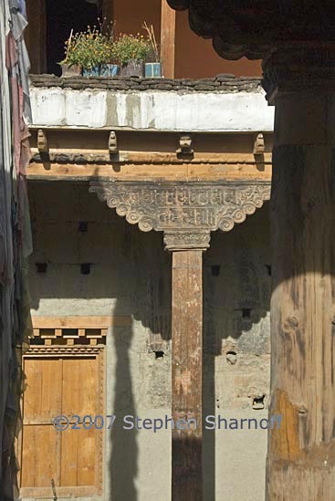 detail thubchen gompa 1 graphic