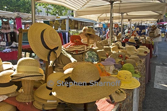 hat stall graphic
